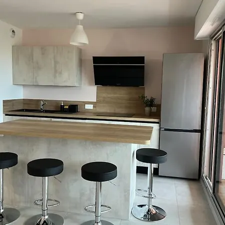 Lägenhet Tres Bel Centre-ville Pour 4 Personnes